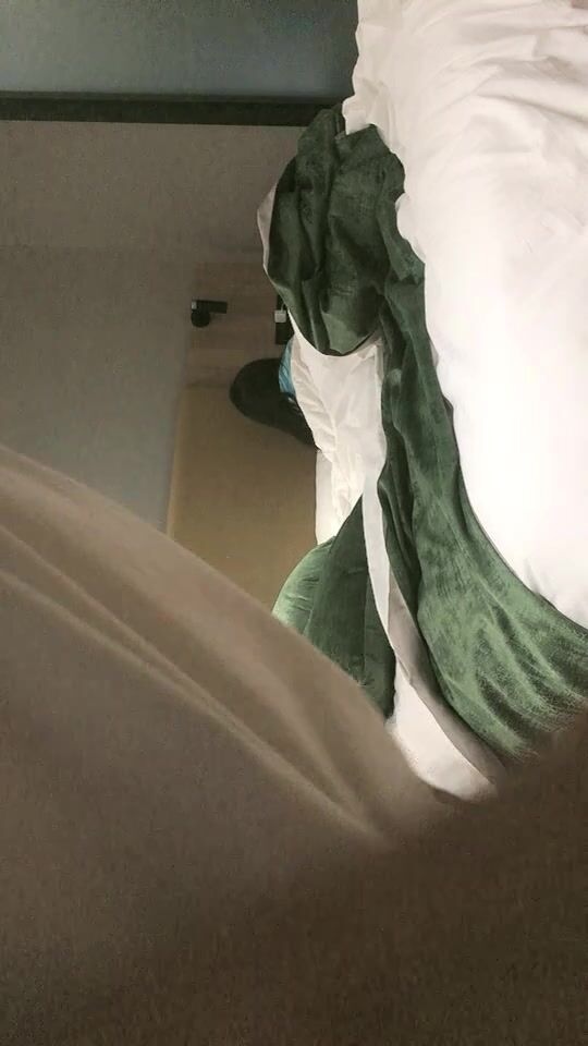 2021.7.14，泡良达人最新力作，【91约妹达人】，漂亮离异小少妇，深夜酒店干两炮，小鲜肉手段高超搞爽了，高清源码录制