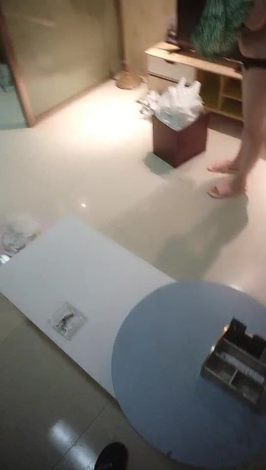 2021-7-15 专探楼凤极品第一视角探花，上门快餐肉肉身材少妇，翘起大白屁股后入进出抽插，第一视角猛操晃动奶子