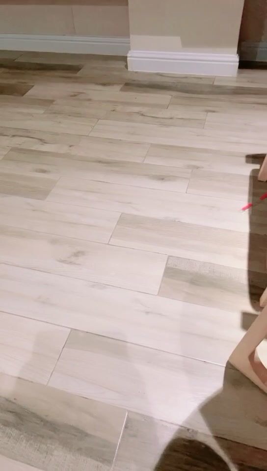 1800RMB拿下极品学生妹，丰满阴户流水潺潺充满粘液的拉丝 抽插潮吹体质高潮子宫不断的痉挛