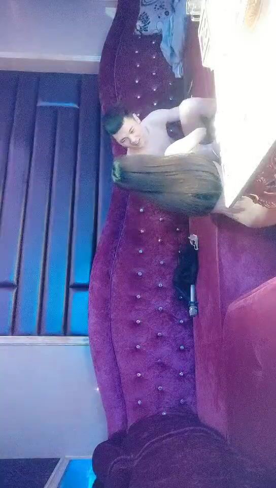 歌厅约啪开拓者【歌厅探花陈先生】05-31 嗨曲后女神范长腿公主小姐姐主动脱衣服侍 激战爆操沙发震 高清源码无水印