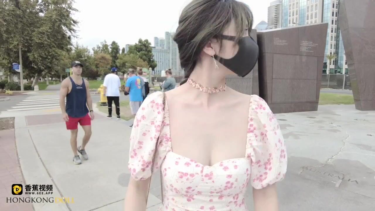 【极品❤️推荐】超爆极品女神『香港美少女』玩偶姐姐一日女友番外篇-热恋海岸线 操翻女神美穴 高清720P原版无水印