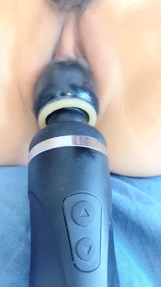 2021.8.26，【夜欢 蒋先生】，新下海的小情侣，极品骚货，超清画质，加藤鹰之手抠得水流一床，后入蜜桃臀刺激带感