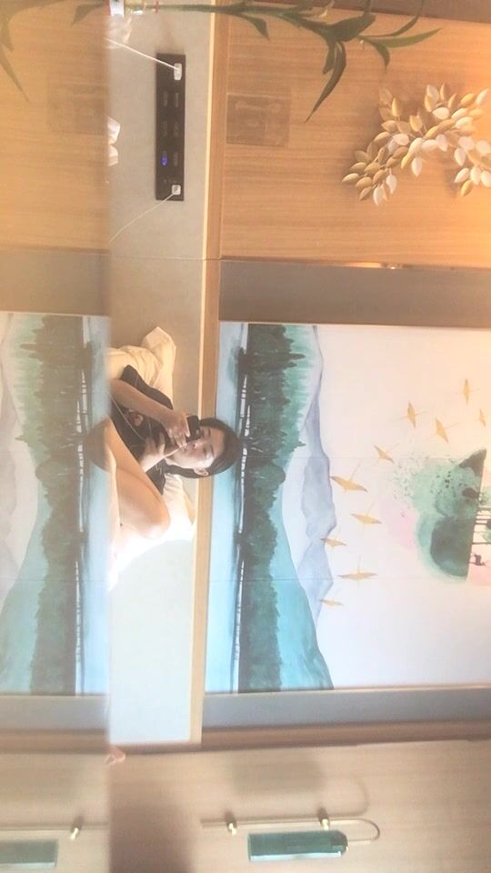 2021.9.2，【小狐狸探花】，下午，约探探勾搭少妇白领，请假出来偷情，温柔漂亮，呻吟诱人，享受偷情快感