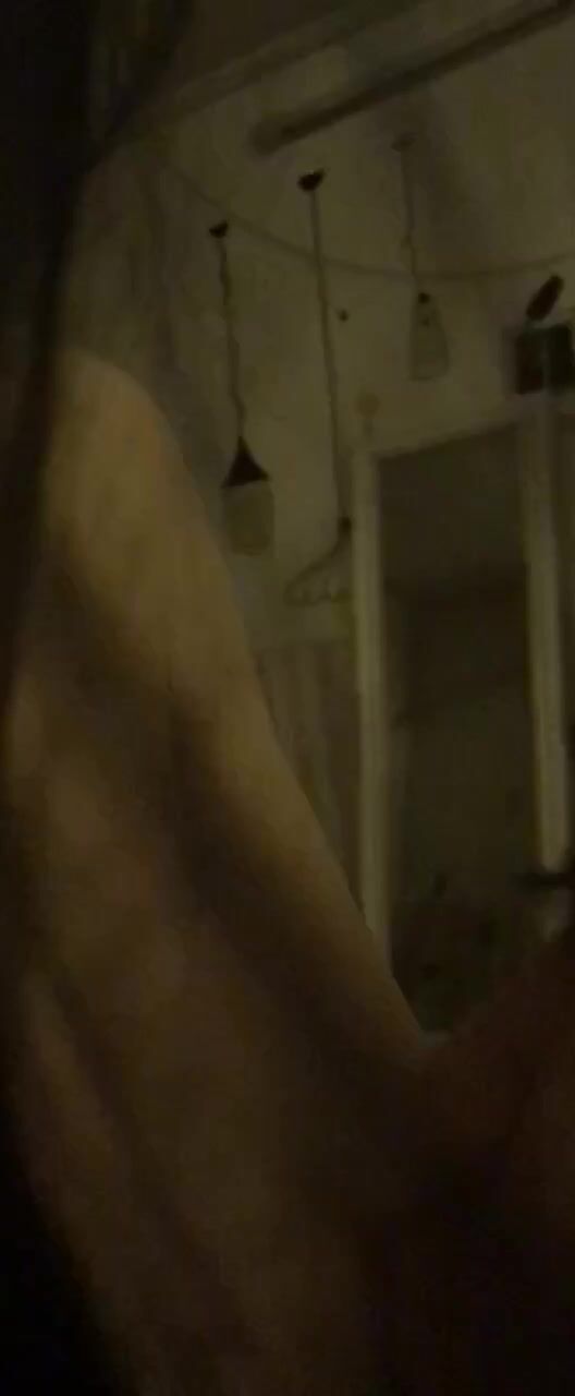 女人就是拿来玩的，真实分享一个淫荡骚货！