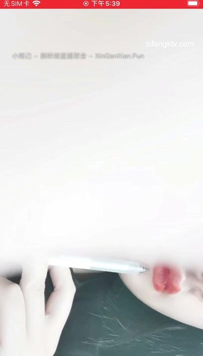 清纯略带性感的高中刚毕业的稚嫩女生，因成绩不理想下海挣外快 (1)