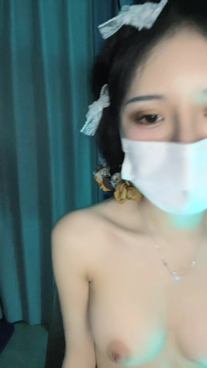 大眼萌妹黑丝性感，身材真棒倍儿棒，小性感长腿，各种抖奶扣穴诱惑 (1)