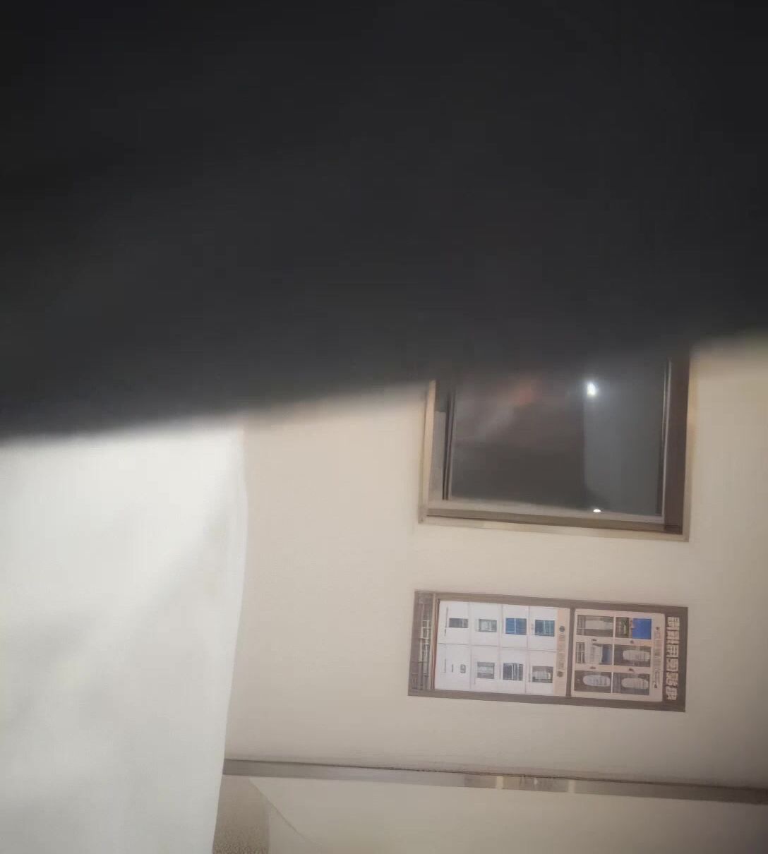 2022.2.22，【巴厘岛女子按摩师】，首次露脸了，32岁良家教师，蝴蝶穴，专业手法