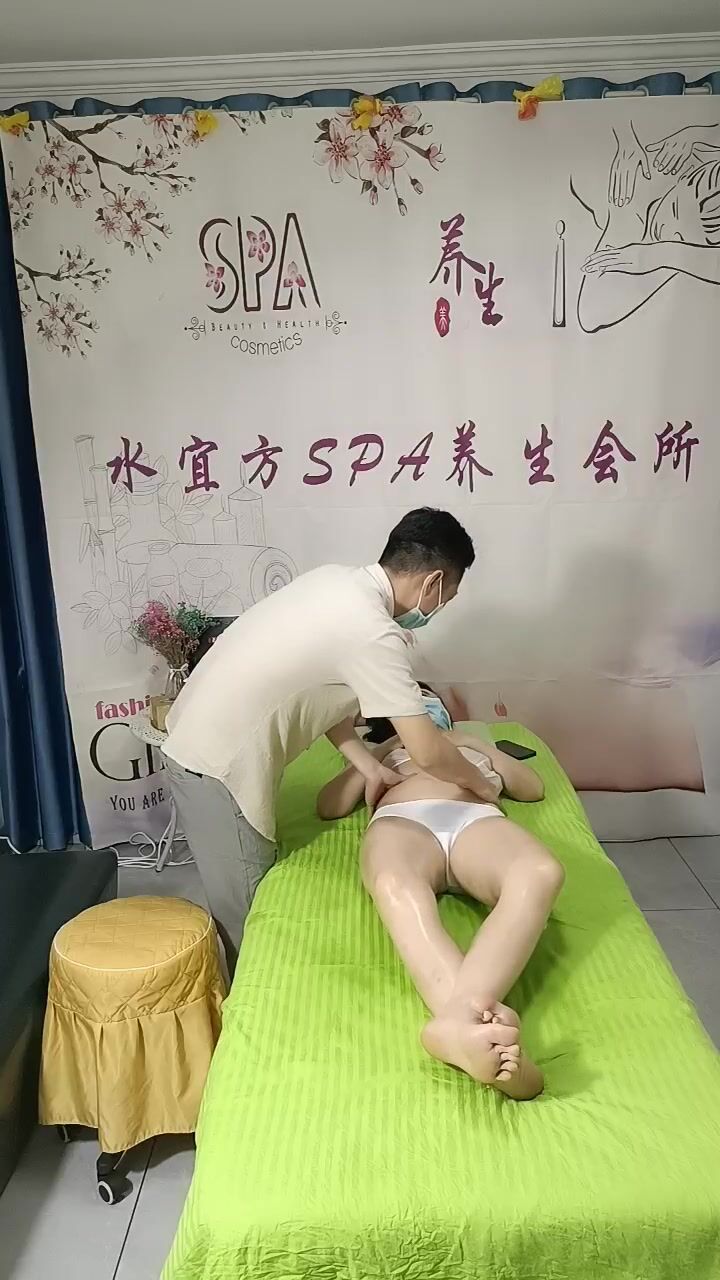 2022.6.15，【诱惑的小女人】，水宜方SPA养生会所，偷拍小少妇，坚挺美2