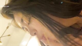 完美露脸高校清纯美女【晴晴】人前冷傲私下极品反差，完美炮架被狂草颜射眼睛都睁不开了