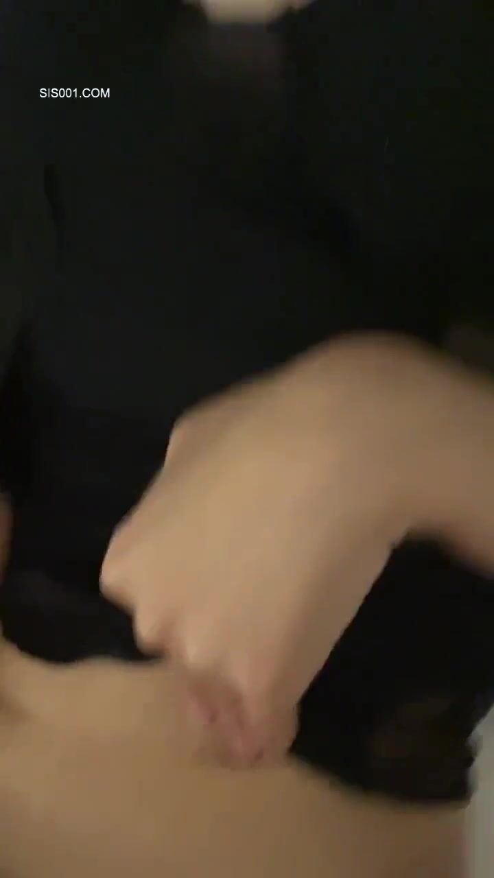 操女友 湿了 不能进 你给前男友也这样 我没让他进 啊 自己捻奶子 我不行了 来啦来啦 开玩笑箭在弦上能不发 操入就高潮