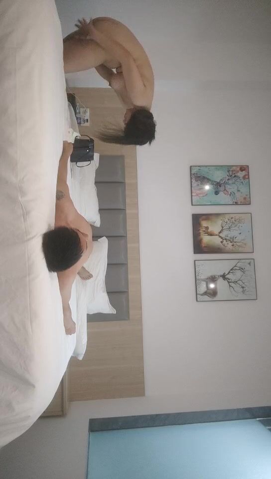 2022-7-17【老马寻欢】约操大奶骚熟女，乳推毒龙钻，扛起双腿爆操，后入大肥臀撞击