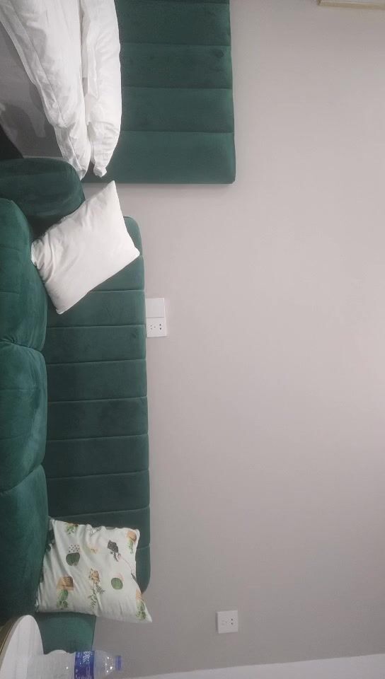 【無水印原版---新片速遞】2022.7.19，【老马寻欢】，极品美乳，肤如凝脂的高分外围女神，超有女人味这钱值