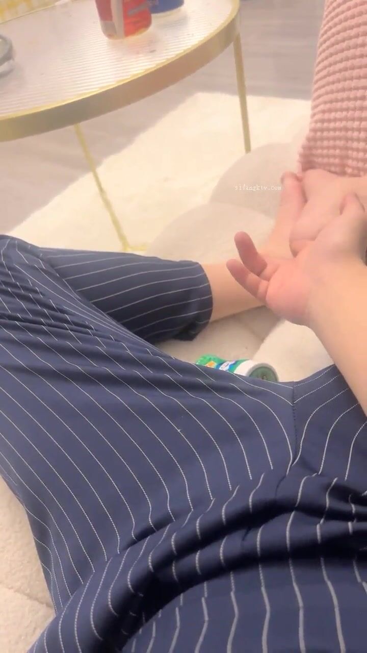 【無水印原版---新片速遞】2022.5.26，【玺玺玺玺玺】，密码房，每天高颜值女神不断，今天爽了，露脸无套2