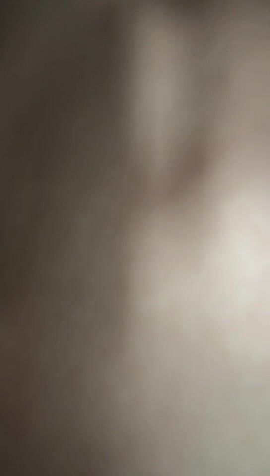 2022-8-14【胖子传媒工作室】约熟女带回酒店干，被窝里拉起来再干一炮，张开双腿正入猛怼