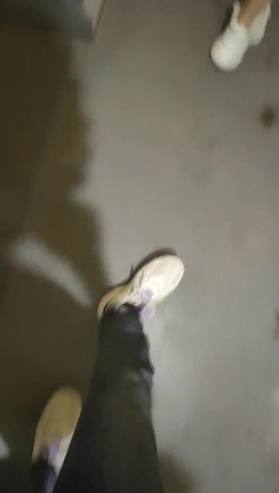 【無水印原版---新片速遞】2022.8.14，【换妻极品探花】，巅峰对决，三对夫妻淫乱，玩情趣游戏，对白精彩