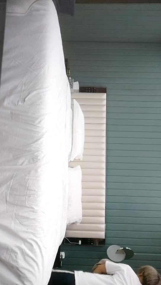 2022.10.28，【无情的屌】，探花王者，佳作每晚不间断，大圈00后外围女神，娇花狂摧残爆操