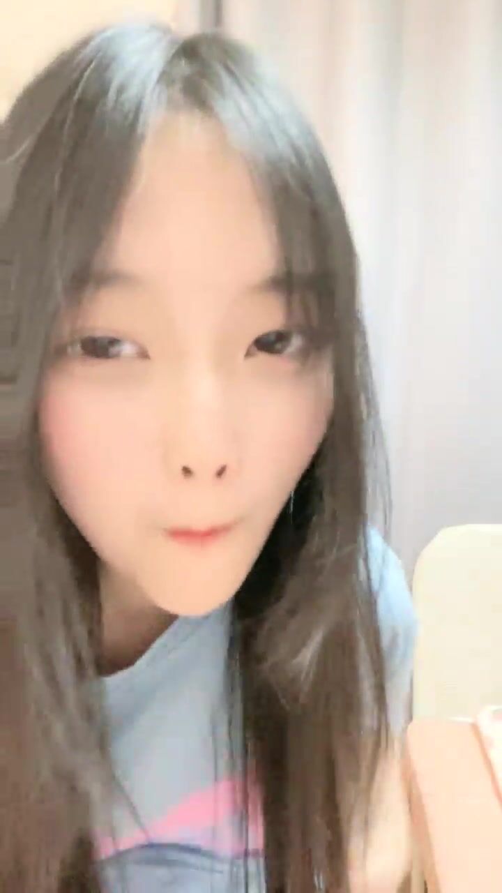 邻家少女下海直播！【叶萝莉】活泼可爱颜值很高身材好，全身上下充满了少女的气息！1