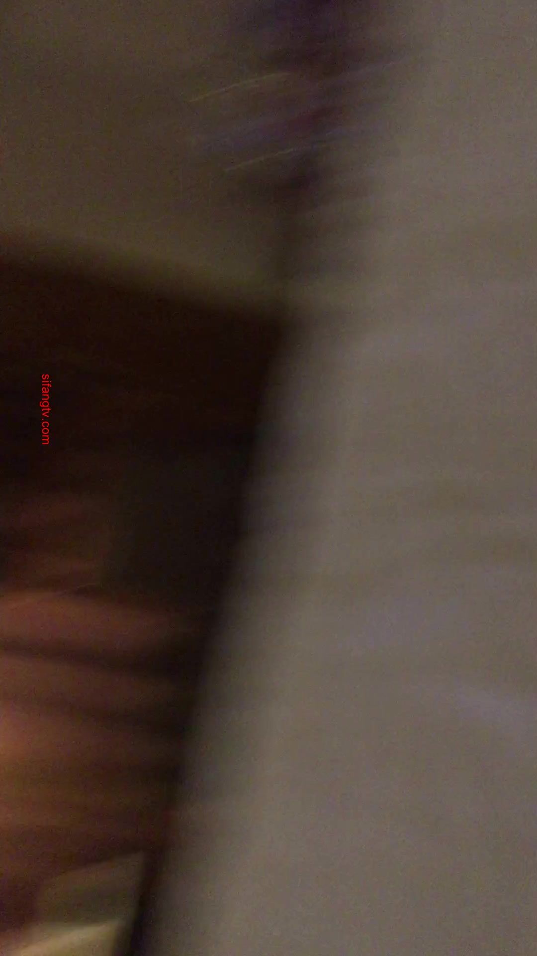 睡得死沉死沉的炮友，赤裸任由摆布，舔白虎穴，滋味贼香！