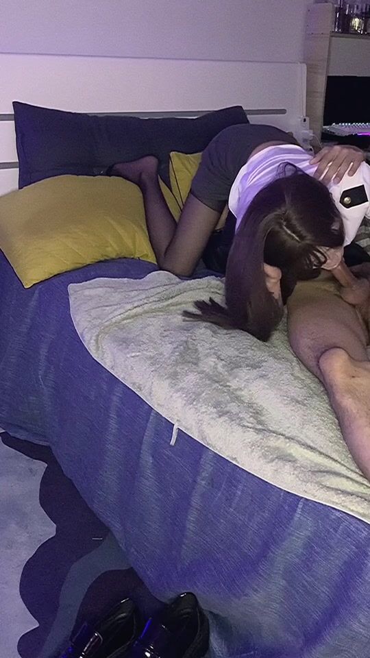 药娘-炜仔-  和大二体育生 的浓烈爱情，肢体交缠，69 互品私处，互艹 嘎嘎爽