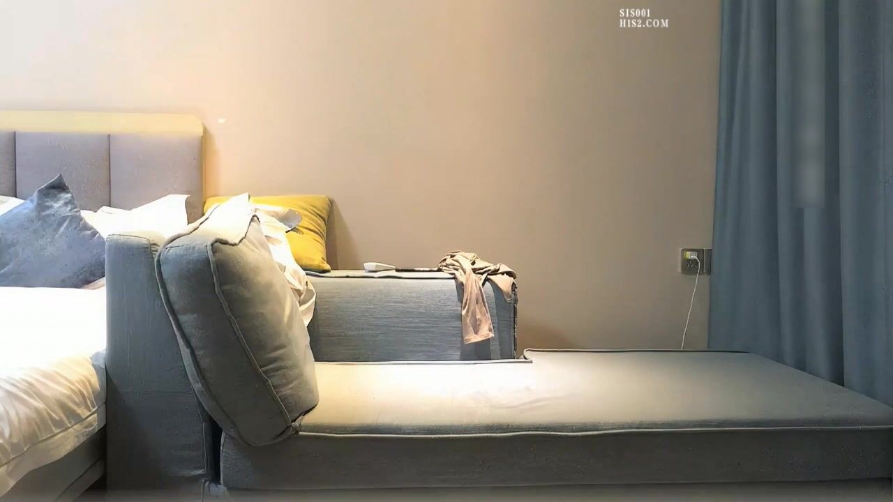 约女神级包臀裙御姐 白皙屁股饱满乳房笔直大长腿 这尤物肉体太赞了立马沦陷硬邦邦 扶着纤腰噗嗤抽送深入