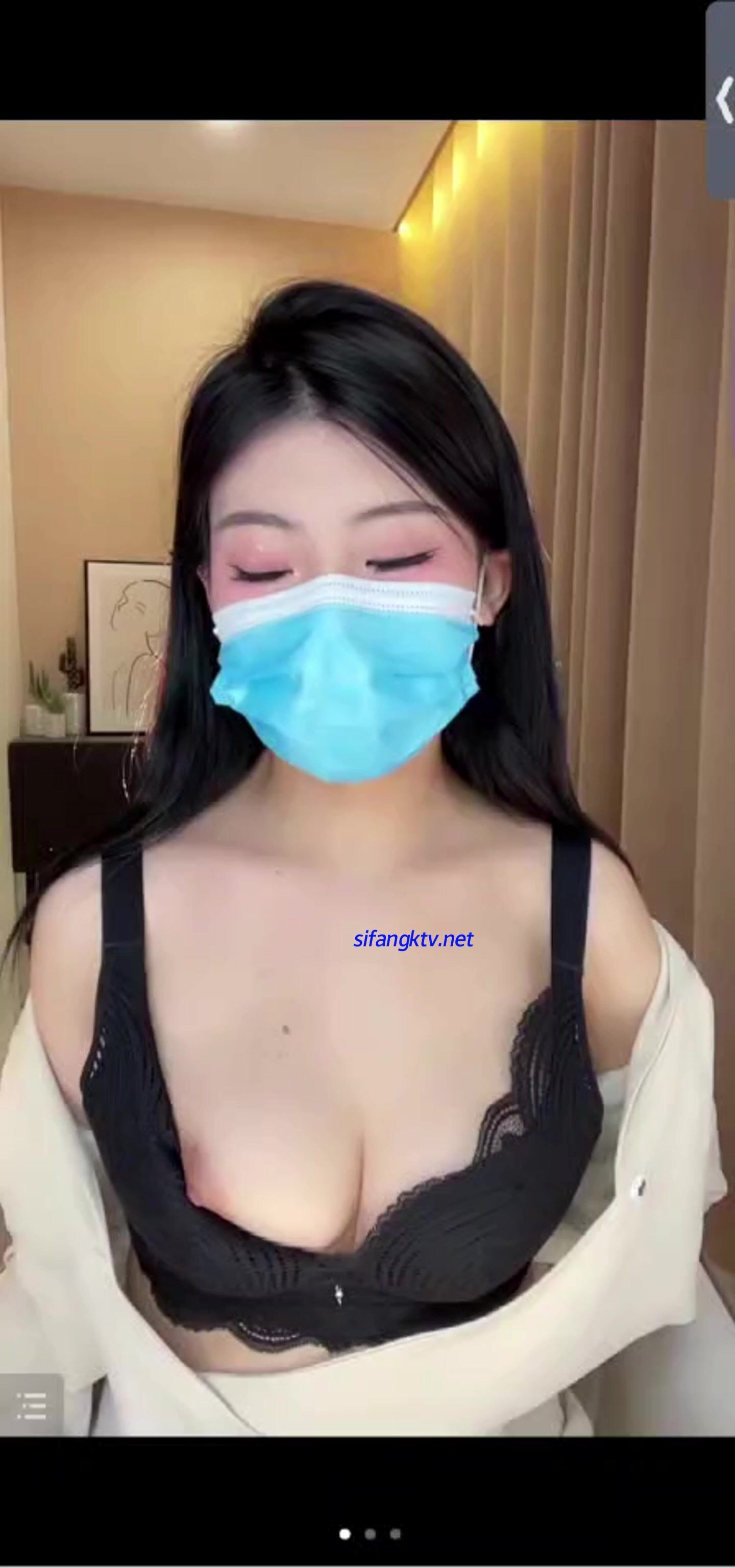 抖音女神『莉莉安』最新热乎会议 颜值非常高 一对超顶的奶子 真的绝了《稀有稀有》超清