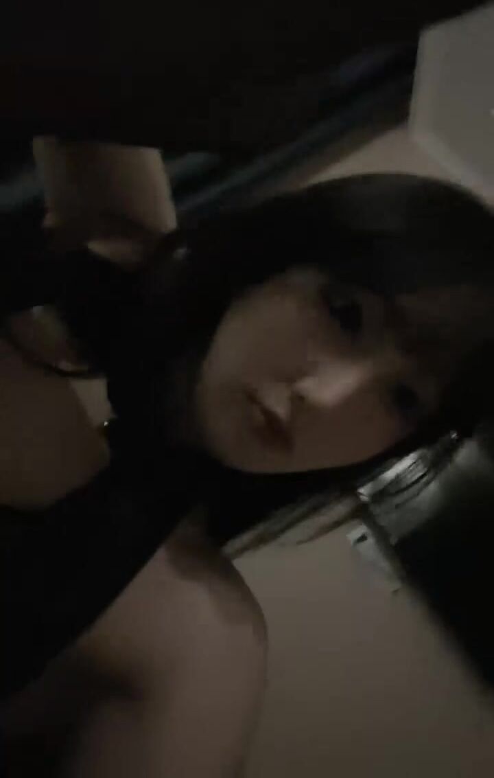 消失大半年！全网最清纯漂亮9.5分超美女神-泡泡咕 7.25又复出了-2 泡泡咕_20230725_204933_密码房