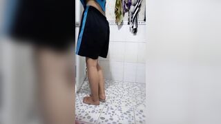 广西乡下小表洗澡,洗澡前还问是你先洗还是我先洗