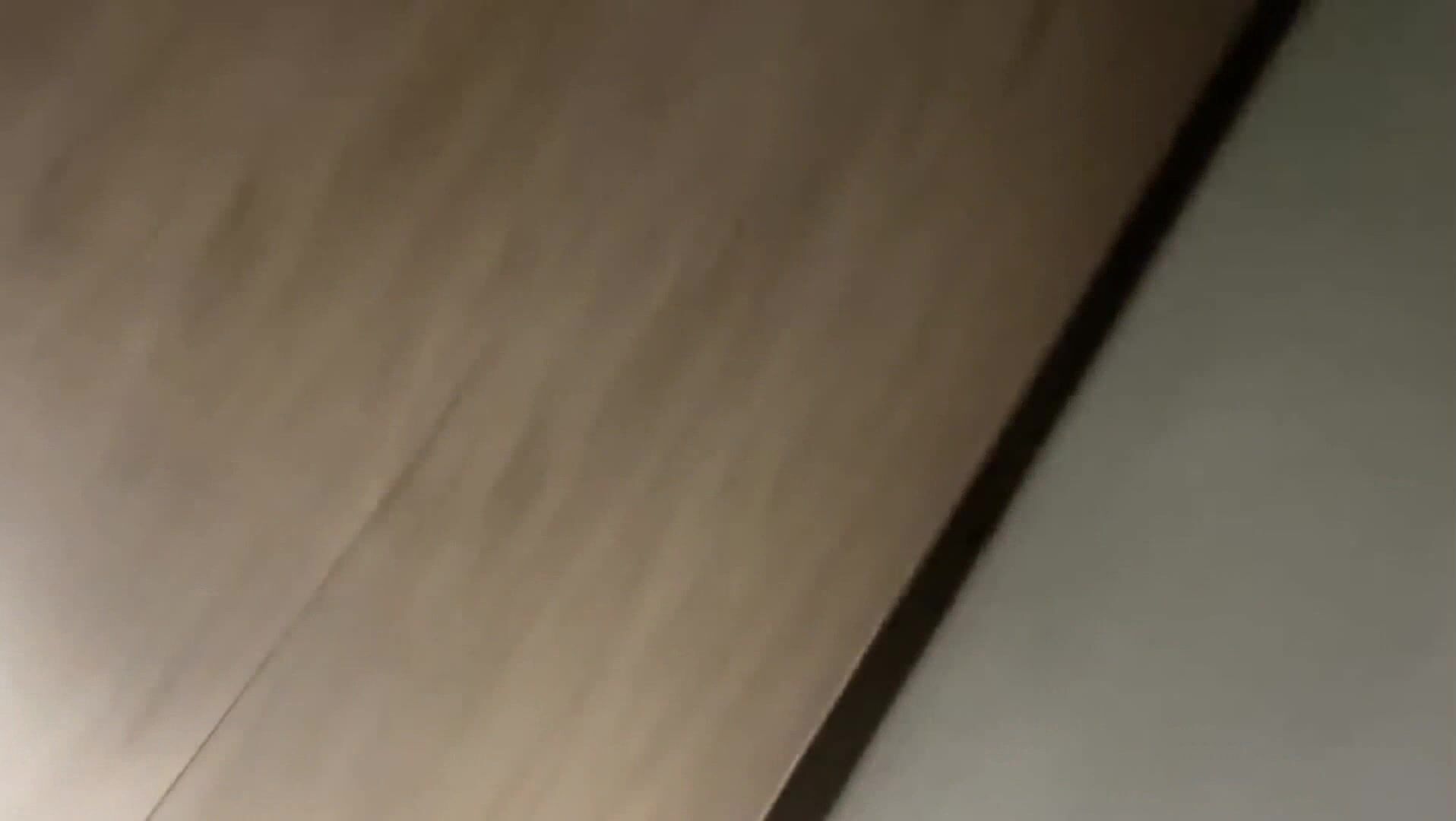 夜总会女厕偷拍三位女神 人漂亮鲍鱼也美