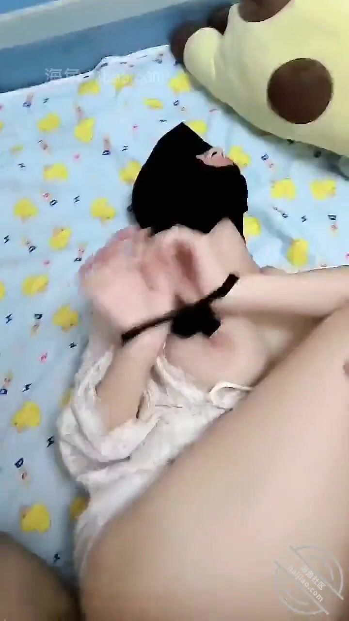 海角社区变态男乱L强上哺R期蒙眼反差婊嫂子❤️今天中Q节我强J了嫂子愉悦的乱L过后又该怎么面对313