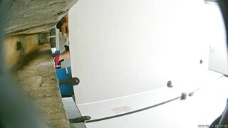 来跳舞的大妈少妇放暑假来玩的大学生眼镜学妹来月事了内裤都弄脏了