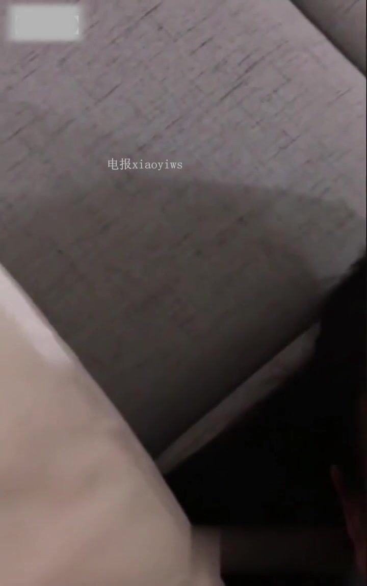 母子乱伦，周末出游爸爸醉了，我操了小妈，妈妈这风靡的笑容令我更加用力操了