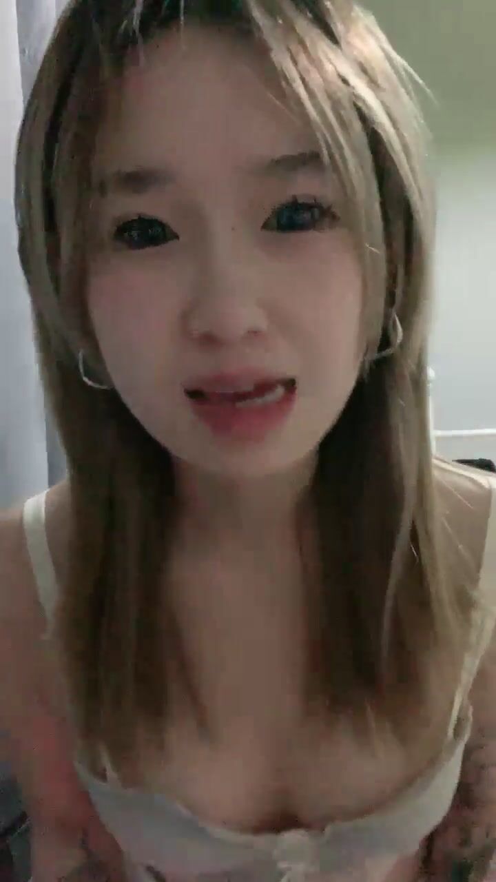 姐妹花又来了美乳校花! 完美身材大长腿翘臀 骑乘 后入