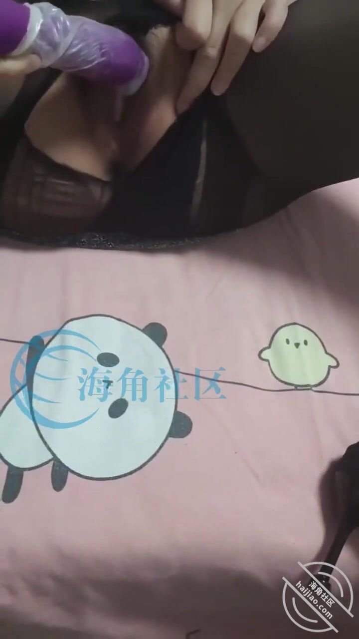 熟女媽媽 今天乘老媽酒醉熟睡 兒子慢慢享受一下媽媽的身體 就是不能太用力操 還要操操停停