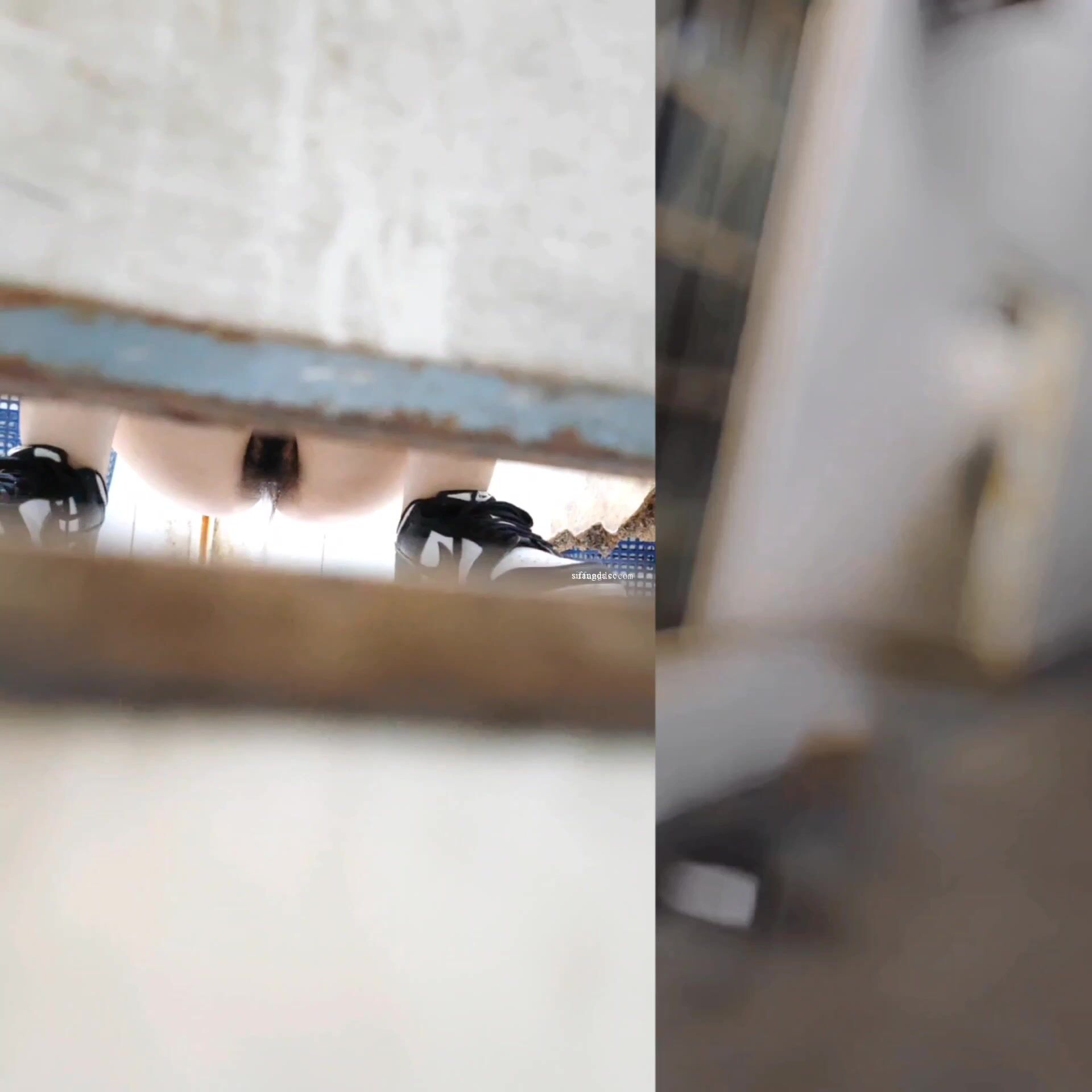 尾随美女入内偷拍 女神【胆大包天女厕偷拍】有几个极品妹子