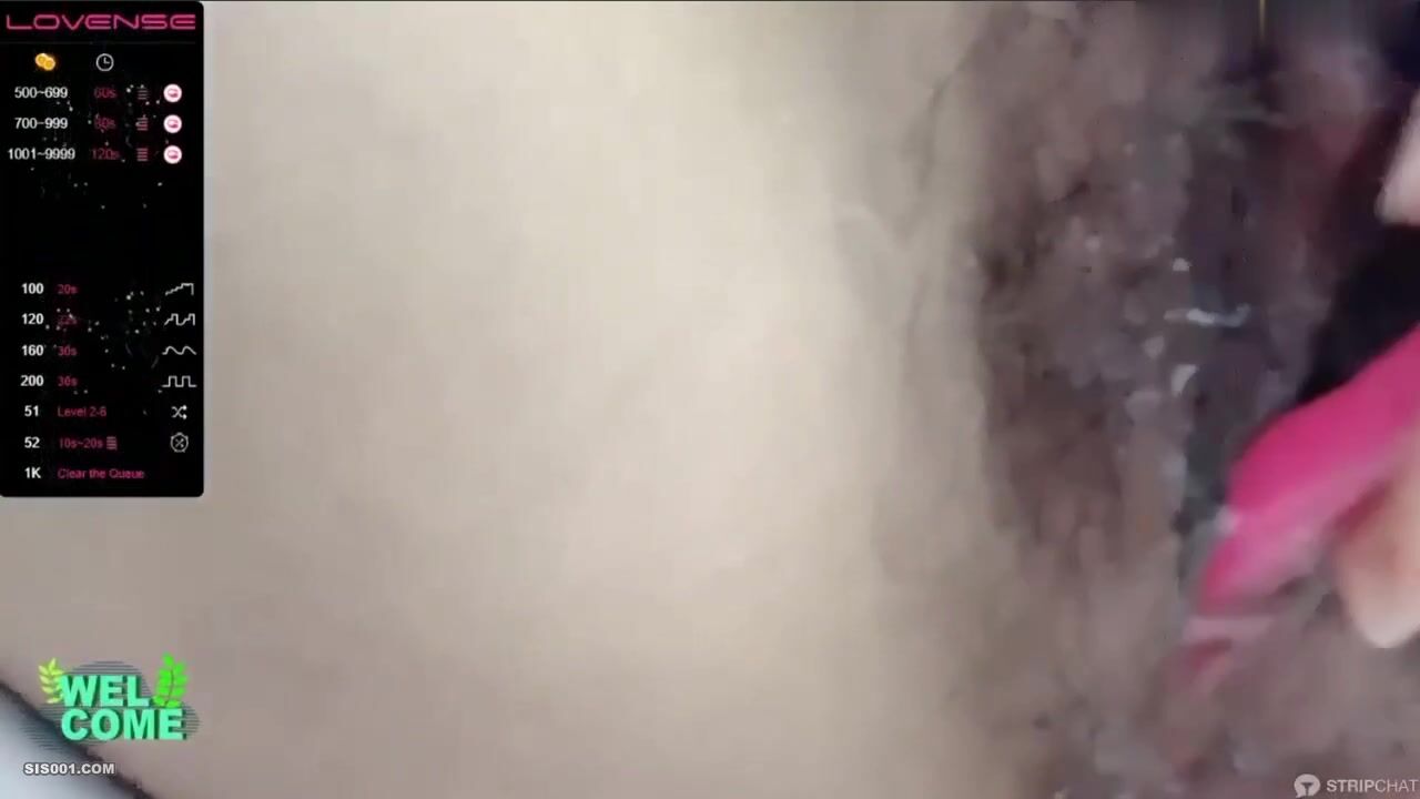 【Stripchat】眼神魅惑纯欲美腿女主播「Sola_girl」跳蛋刺激阴蒂狂喷淫液