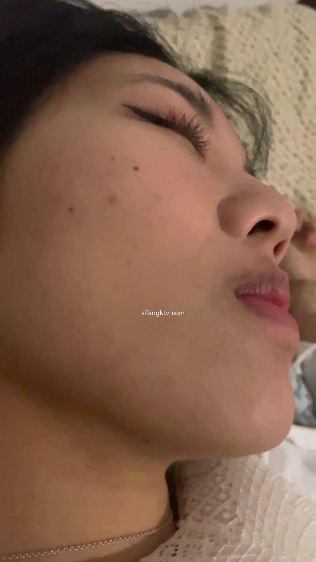 白富美留学天生女神气质，回国后交友不慎被灌醉扒光疯狂玩弄下体