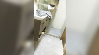 少女自拍推荐 高颜值学生情侣日常做爱，小鸡吧操白虎逼，第一人称视角