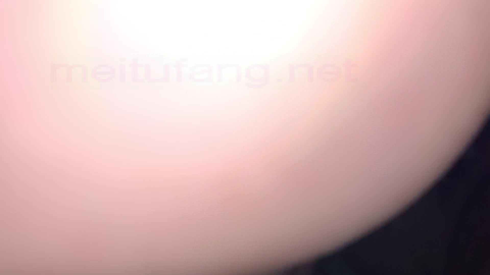 气质保险推销员被灌醉 抱回宾馆半推半就各种玩弄