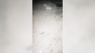 漂亮美眉车震 不够硬 啊射了 身材苗条先撒泡尿 撅着屁屁被无套输出 差点没控制住内射