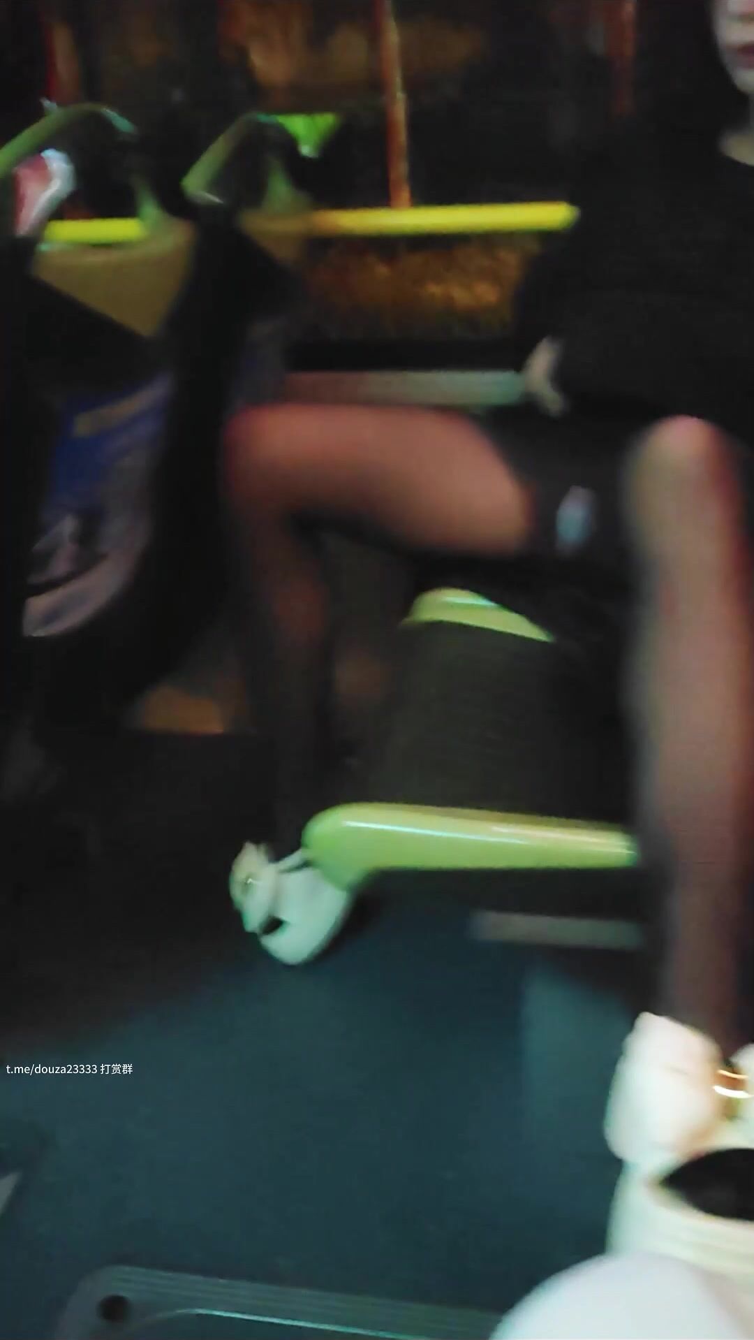 露脸 极品颜值小仙女 遥控跳蛋露出调教！大街超市商场景区各种人前露出！