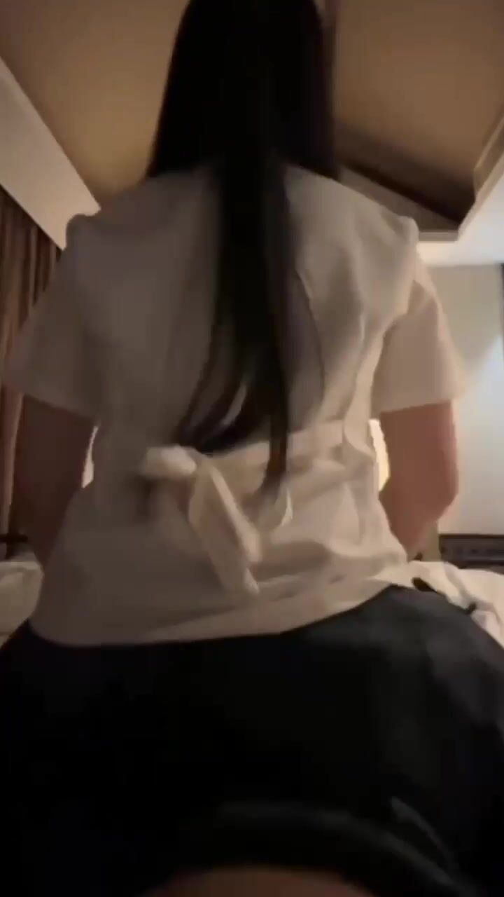 深圳北校花小母狗周末陪侍金主爸爸日记，主动骑乘乖巧听话真是条好小狗