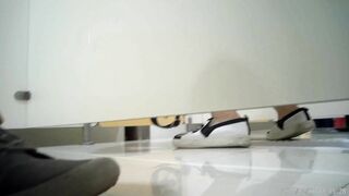 商场女厕全景后拍 多位黑丝少妇各种美鲍鱼完美呈现3