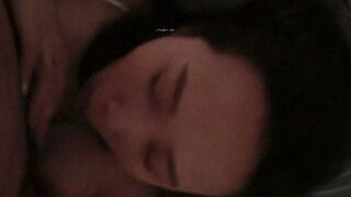 【反差婊女友性爱视频流出】极品G奶美乳女友女上骑乘乳摇，表情淫荡销魂，附生活照