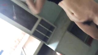 极品熟女 第一视角近距离贴脸开大，疯狂艹逼，亲吻情意绵绵，叫声特淫荡特刺激！