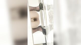 酒店女厕全景偷拍 黑丝美女前台的极品大鲍鱼