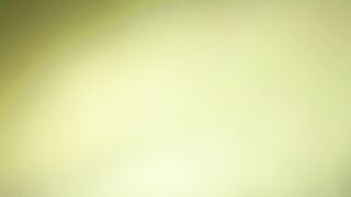 大叔老婆出差了把相好的带回家 各种姿势操她的大肥B