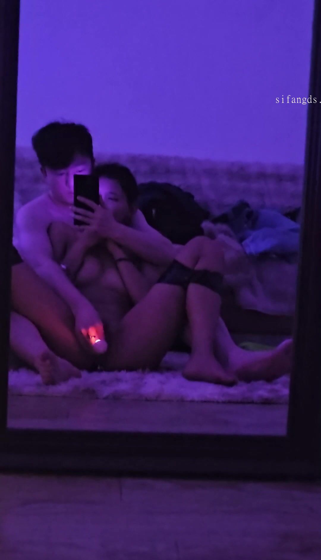 2025年最新流出，【原档泄密】，黑皮女大学生与男友性爱自拍，画质清晰，女主身材超好，主打真实，难得佳作.