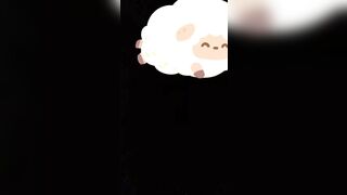 【母女乱伦】海角社区鬼父大神《我和女儿乱伦》，哄骗女儿乱伦时拍摄，女儿满意配合，第一视角，中文配字