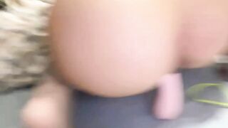 【真实大学生】，土豪重金定制，极品身材女大学生，宿舍拉上帘，各种制服情趣道具自慰，骚的一批