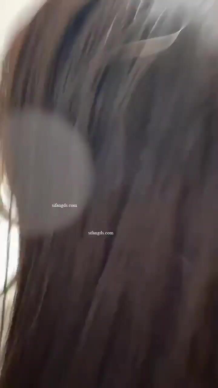 -抖音【半眠诗】大尺度露脸一对一啪啪喷水福利.